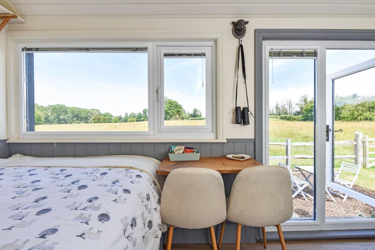 Crabden Shepherd Hut - Blendworth Villa Waterlooville Esterno foto